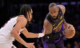 4年3200萬，重簽湖人！成詹姆士得力助手，你是紫金軍團的非賣品