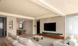 8種墻面材質，我選石膏線！