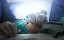 手術時，全身麻醉會讓人變傻、變笨嗎？2024醫療健康辟謠指南