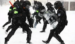 威海特巡警支隊雪中練精兵