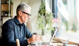 發展銀發經濟應對人口老齡化的思考與建議丨中國工程科學