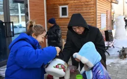 烏魯木齊市水磨溝區｜農家好物就在澇壩溝村便民集市