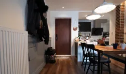 70㎡兩居室，不大不小，兩個人剛剛好，好溫馨