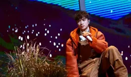 李宇春、周筆暢同唱【17歲】，【聲生不息·大灣區季】拉滿懷舊殺