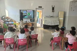 觸摸冬日 綻放童趣——利津縣第三實驗幼稚園開展「凍冰花」活動