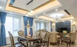 181平歐式大宅，進門就被玄關迷住了！臥室砌半堵電視墻更實用！