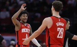 33投狂轟49分！火箭20歲探花給球權就爆發，烏度卡這下應該明白了