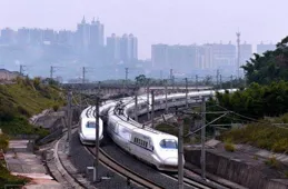 郭晚霞：尋找30年前在廣州火車站為我們3個小女孩買火車票的恩人