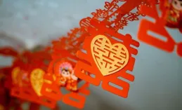 2025年春節有哪些讓人很期待收到的「年味滿滿」的蛇年限定禮盒？