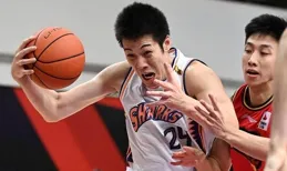 20分15板6助3斷0失誤！阿門一戰比肩兩位火箭名宿 未來的頂級3D了