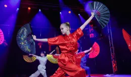 載歌載舞迎新春——俄羅斯聖彼得堡市舉辦中小學春節聯歡節