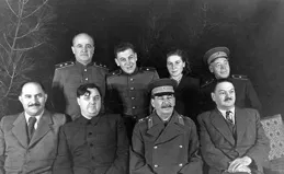 蘇聯之流星狂徒：馬林科夫執政的兩年，讓赫魯雪夫占了大便宜