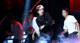 趙本山在紐約巡演，主辦方不專業，兩把椅子手持麥，500美元票價