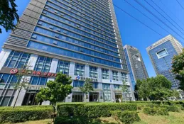 為何手機網路攝影機模組越來越大、越來越凸起硌手？難道不是平的、輕薄的手感更好嗎？買的是手機還是照相機？