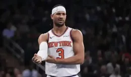 阿門砍下第三次大三元，布朗森全場最高42分，尼克斯送火箭三連敗