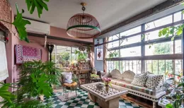 33歲姑娘不結婚！獨居56㎡極繁小家，過好屬於自己的每一天！