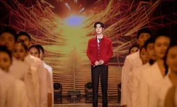 喜劇新星閃耀央視春晚舞台：漫才兄弟從【幸福街】走來