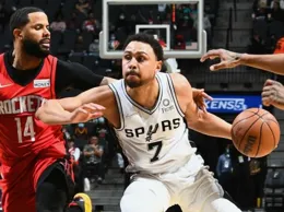 康寧漢22+15武切維奇大三元 杜倫21+13活塞擒公牛