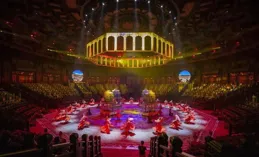 口碑之作【娛樂大亨】，吾王歸來之日，爾等稱臣之時！