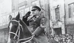 十月風波：朱可夫「功高震主」，出訪艾爾巴尼亞慘遭赫魯雪夫算計