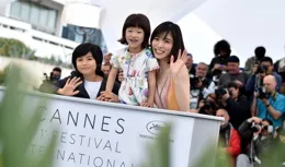 立春：天地簽下解凍的契約 。