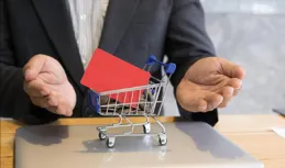 今日年初八，開門大吉，提醒：1要拜，2不做，3要忌，財氣好運來