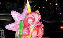 女星毛曉彤優雅寫真：鎏光璀璨，夢幻魅力！