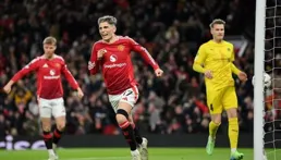 阿莫林解釋加納喬做曼聯替補原因！曝切爾西壓哨簽計劃，拿坡里要求降價