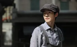 春節檔六部電影上映首日，【唐探1900】表現搶眼，票房暫時奪冠