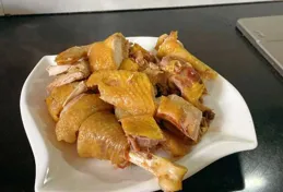 你們家的年夜飯裏，有什麽菜是多年來一直不變的？