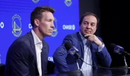 破大防!勇士急於讓詹皇杜蘭特和柯瑞聯手,給每個全明星打電話問價