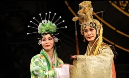 京劇所謂創新不足問題的思考