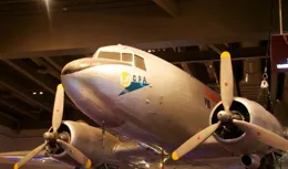 道格拉斯DC-3：改變世界航空史的傳奇之翼