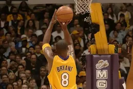 06年柯比每場平均35.4分，MVP票選僅聯盟第4，排在他前面3人是誰