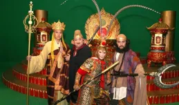 「白素貞實際上是孫悟空失散多年的妹妹」，也許不是一個腦洞