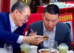 千萬尋子背後：低調母親首現身影擊破婚變謠言，謝家真實生活曝光