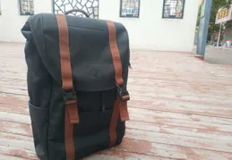 推薦款男士雙肩包，可以用於上下班通勤的？