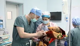 「割肝救女」的網約車師傅走紅後：謝絕捐款，一天跑10多個小時車掙醫藥費