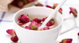 如果你有2萬的年終獎，你會選擇旅行還是買個包？