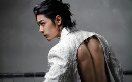 肖戰2025雙殺！【得閑謹制】入圍百部大片，【藏海傳】央視定檔