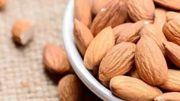 苦杏仁真的有毒嗎？吃多了會怎麽樣？