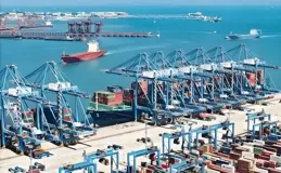 在面對最後通牒，李嘉誠該如何在文明長河中抉擇？你又會怎麽做