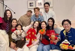 TVB視帝陪港姐老婆開工被偶遇，恩愛依舊，與圈內好友關系成謎