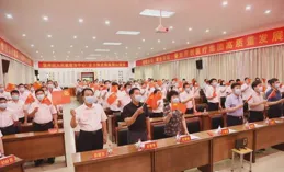 張佳：「醫」心守護鄉親健康