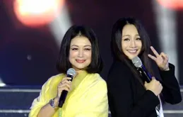 50歲曹穎穿小短裙現身【浪姐】，狀態令人嫉妒，誰說年齡不可戰勝