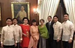 菲律賓近年5位總統是五大家族，阿基諾三世已離世，小馬背刺老杜