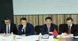 中國大使館遭烏克蘭人 「包圍」？反復高喊六字，中方簽字回應？