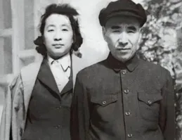 開國元帥的薪資多少？朱德主動降薪，林彪的薪資比毛主席還多