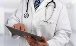 20歲就慢性腎炎！醫生：這些訊號要重視