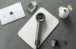 小白照抄作業！高效能高速吹風機推薦2025TOP3良心總結，熱門高速吹風機測評真人體驗：戴森、徠芬、初扉、松下、康夫等七大品牌全面對比，內附詳細高速吹風機選購技巧！